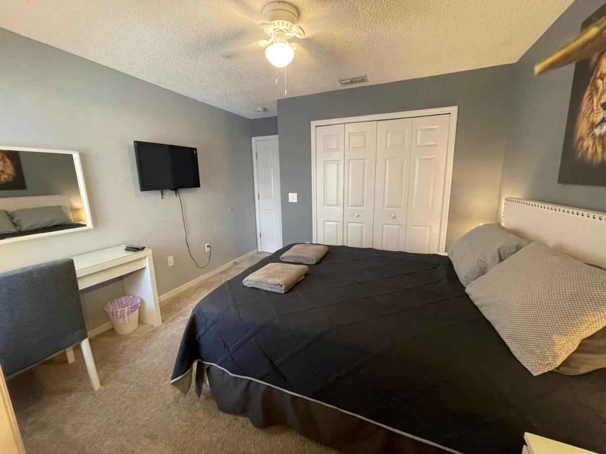 3 Bedroom Villa With Poolside Cinema And Games Room Close To Theme Parks Sleeps 6 Plus 2 Orlando Exterior foto